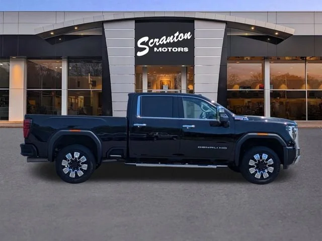 Used 2024 Onyx Black GMC Denali image 6
