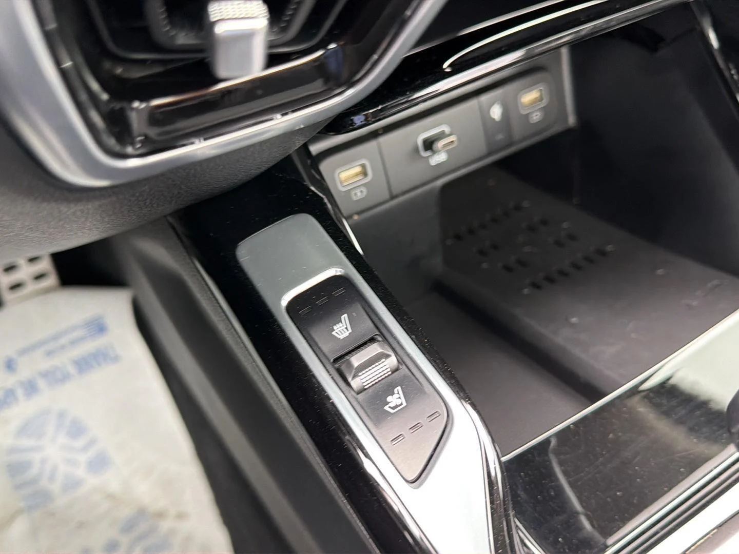 Used 2023 Ebony Black Kia X-Line SX Prestige image 27