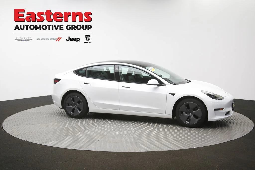 Used 2023 White Tesla Base image 45