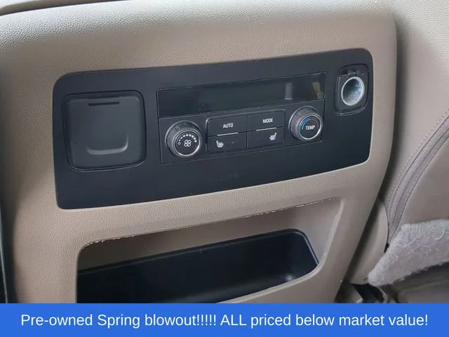 Used 2018 White GMC SLT image 41