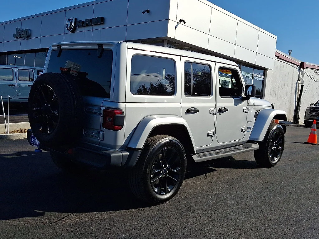 Used 2024 Silver Jeep Sahara 4xe image 12