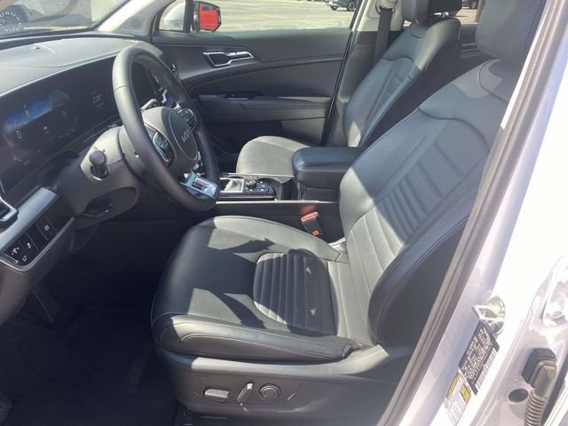 Used 2024 White Kia SX-Prestige image 11