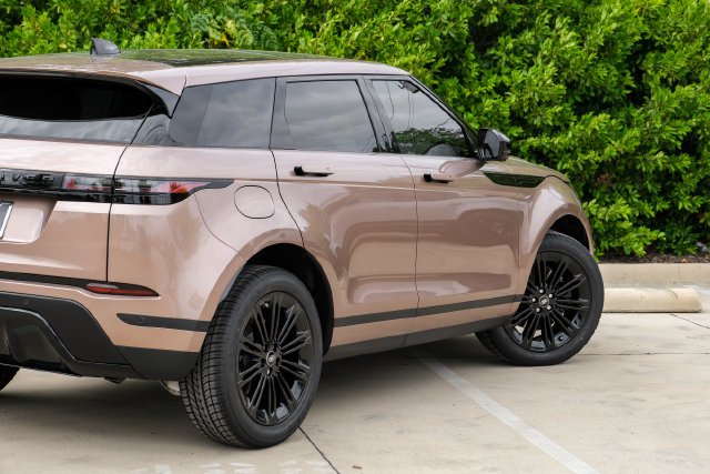 New 2026  Land Rover S image 14