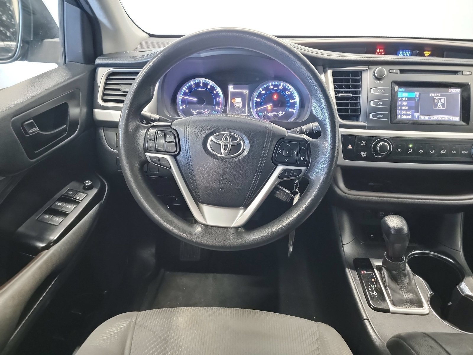 Used 2019 Midnight Black Metallic Toyota LE image 15