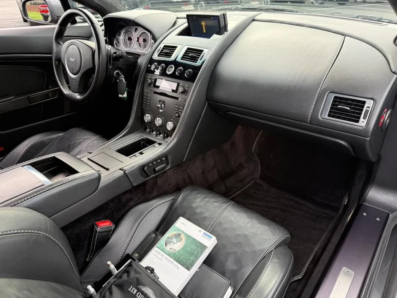 Used 2008 Silver Aston Martin Base image 12