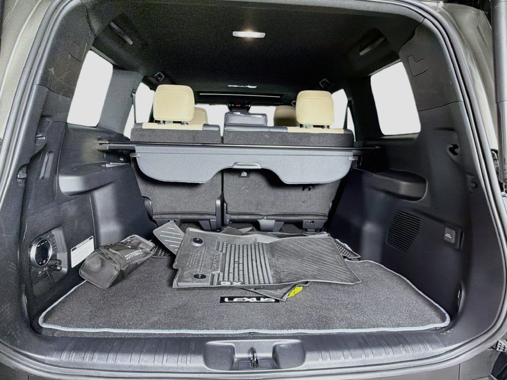 Used 2026 Silver Lexus 550 Overtrail+ image 28