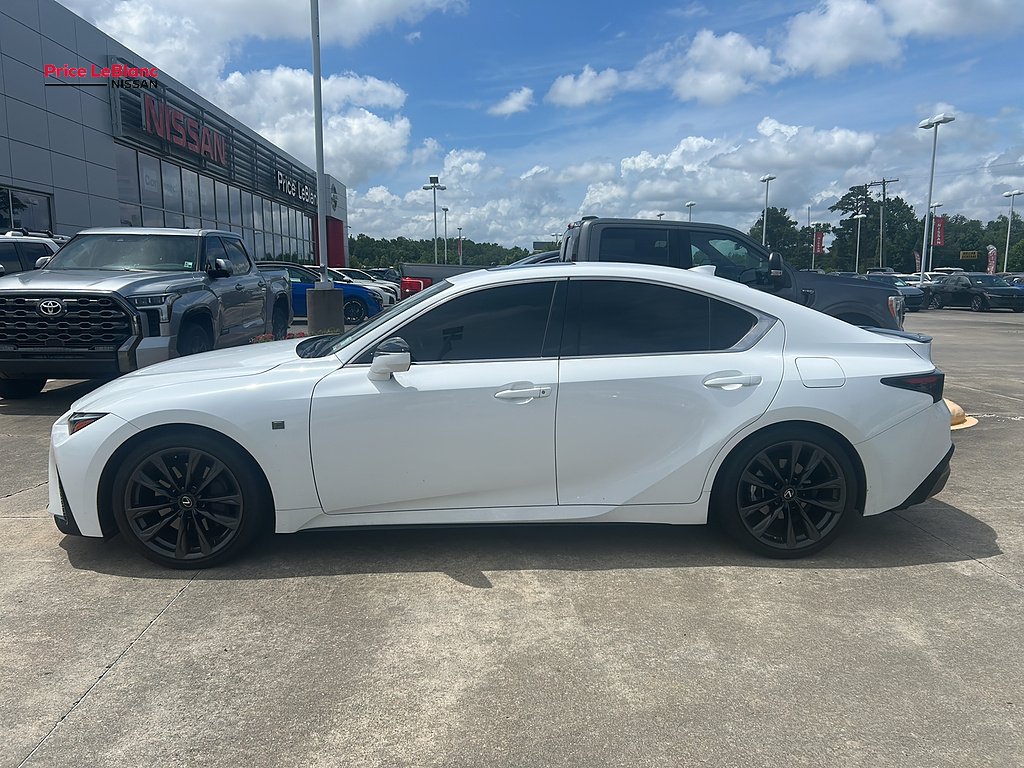 Used 2025 Ultra White Lexus F SPORT Design image 4