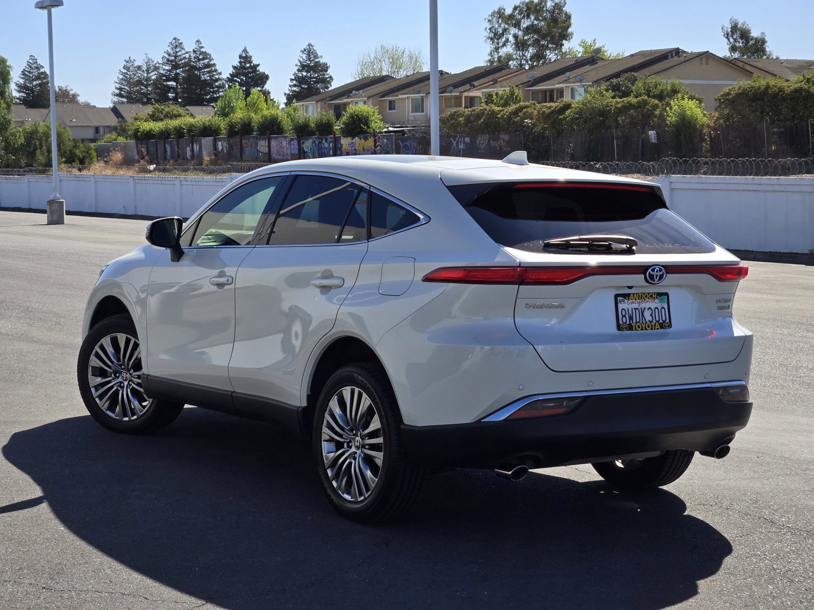 Used 2021  Toyota  image 6