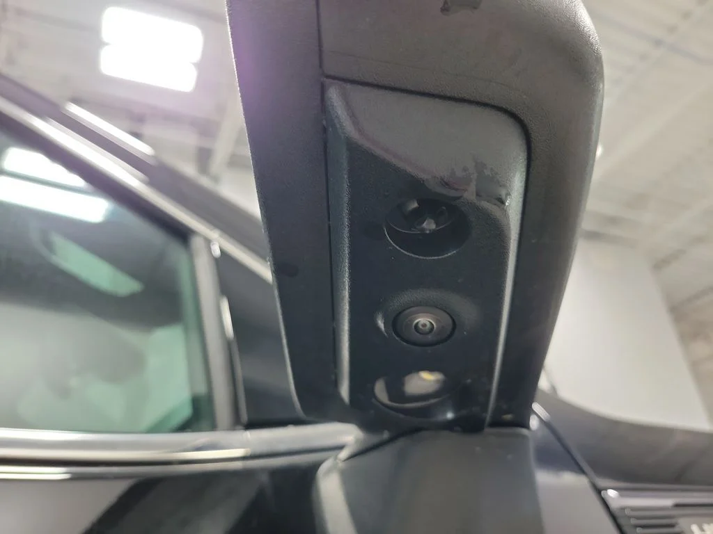 Used 2025 Black GMC Denali Ultimate image 26