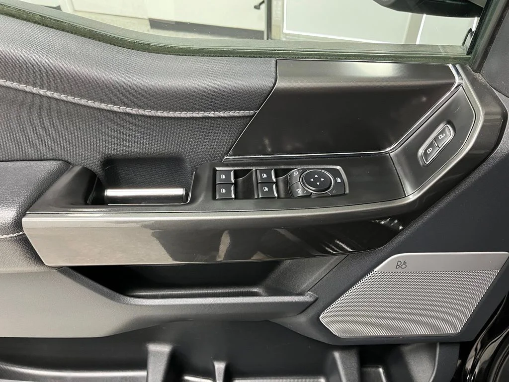 Used 2023 Black Ford XLT image 24