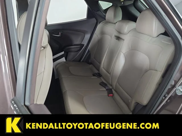 Used 2014 Brown Hyundai SE image 18