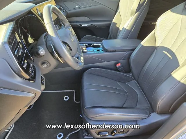 2024 Lexus RX Hybrid 500h - Photo 11