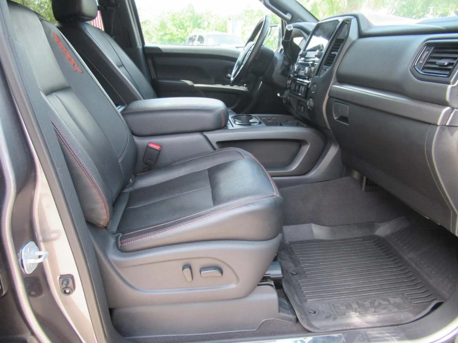 Used 2022 Gray Nissan PRO-4X image 12