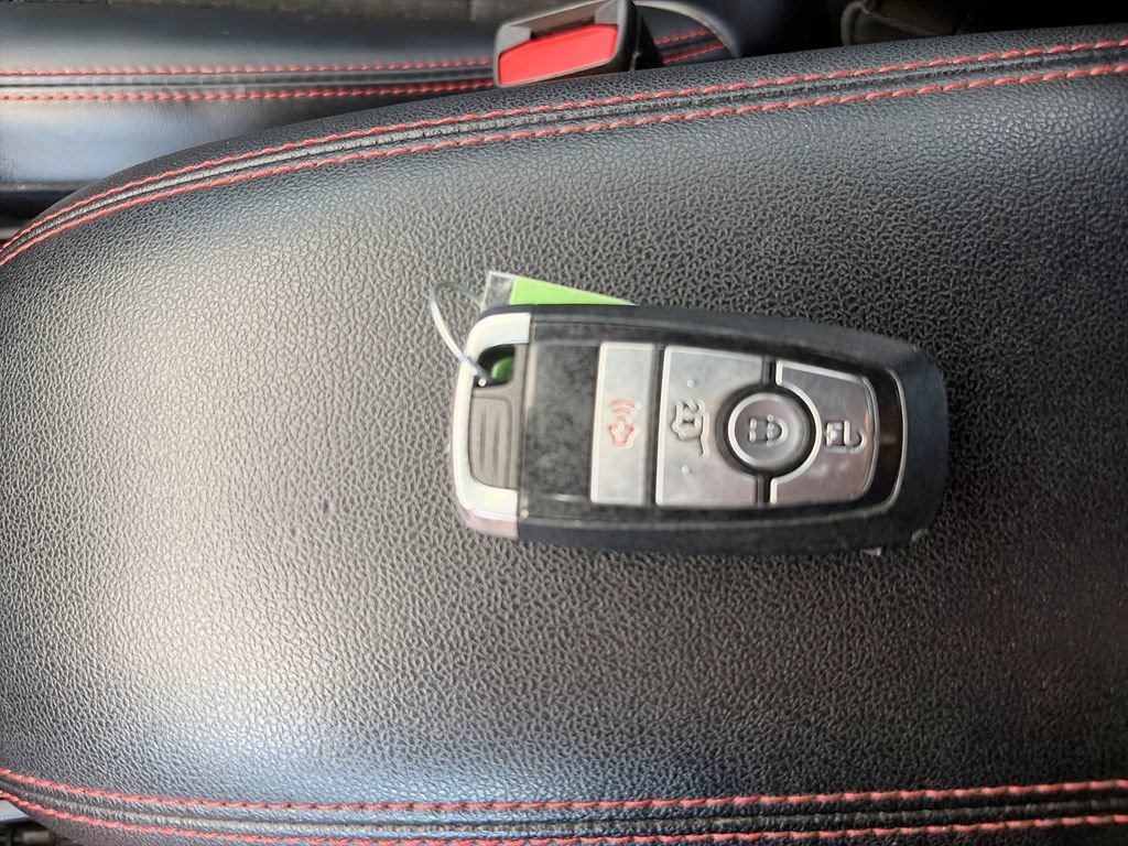 2025 Ford Escape ST-Line - Photo 36