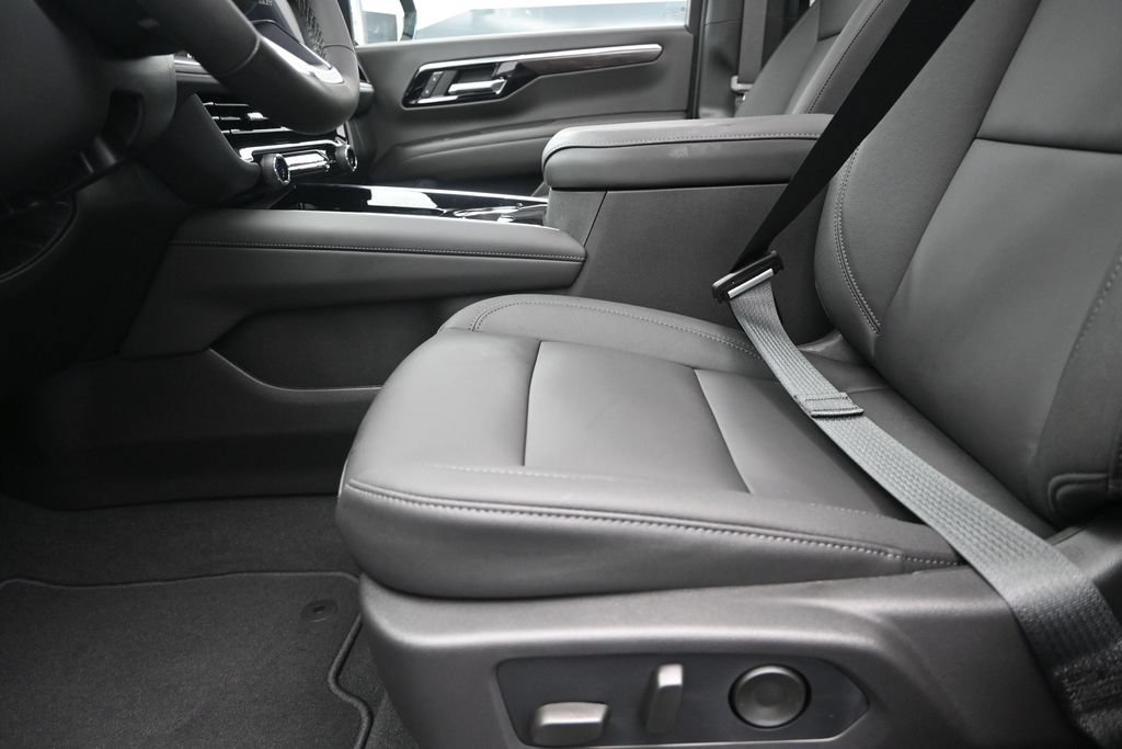 2026 Chevrolet Tahoe LT - Photo 13