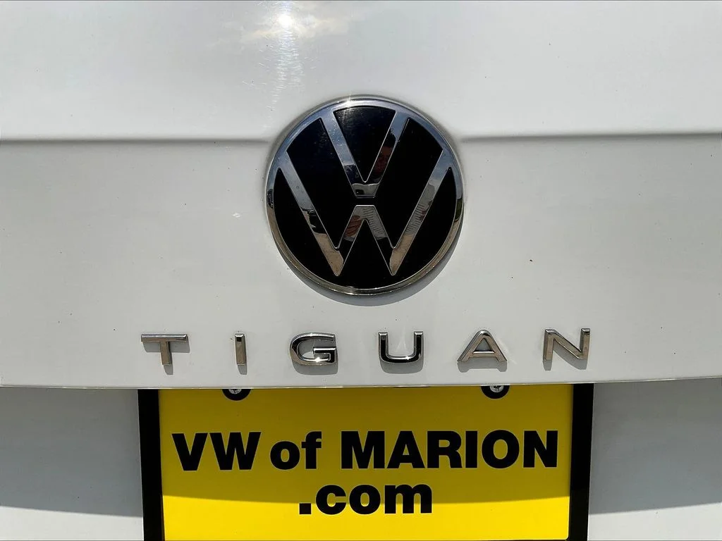 Used 2022 White Volkswagen 2.0T SE image 22