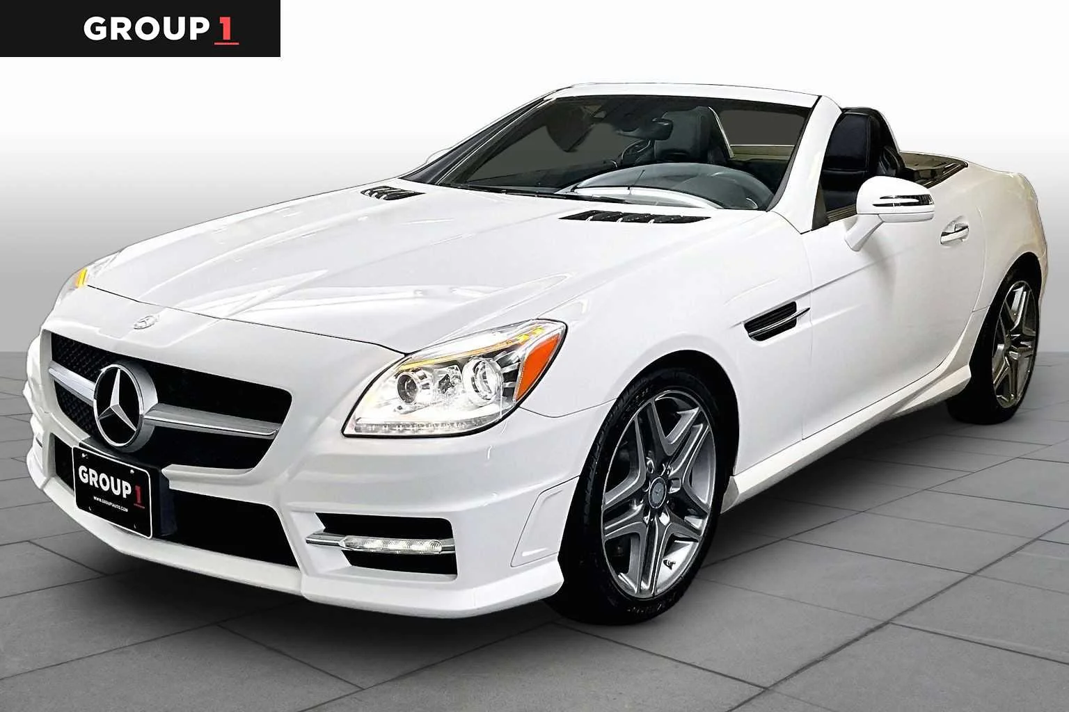 2016 Mercedes-Benz SLK SLK350's photo