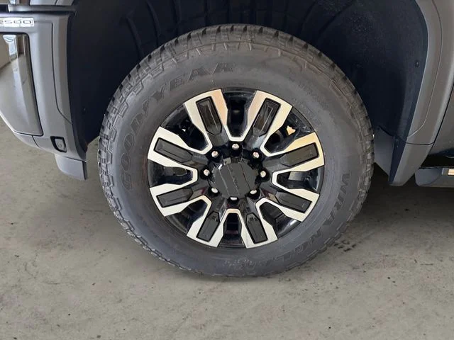 New 2026 Black GMC Denali Ultimate image 15
