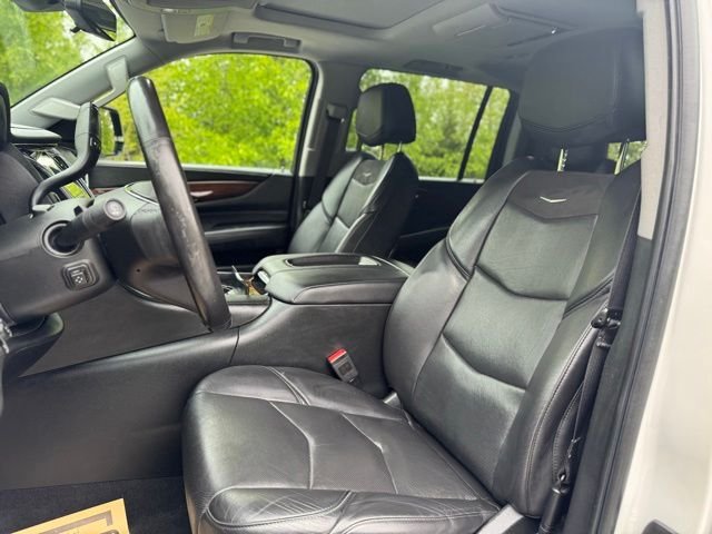 Used 2020 Crystal White Cadillac Luxury image 11