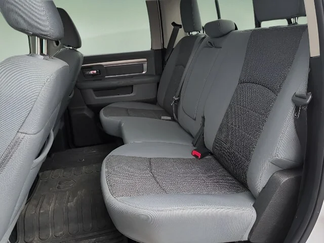 Used 2014 Bright White Clearcoat Ram Outdoorsman image 18
