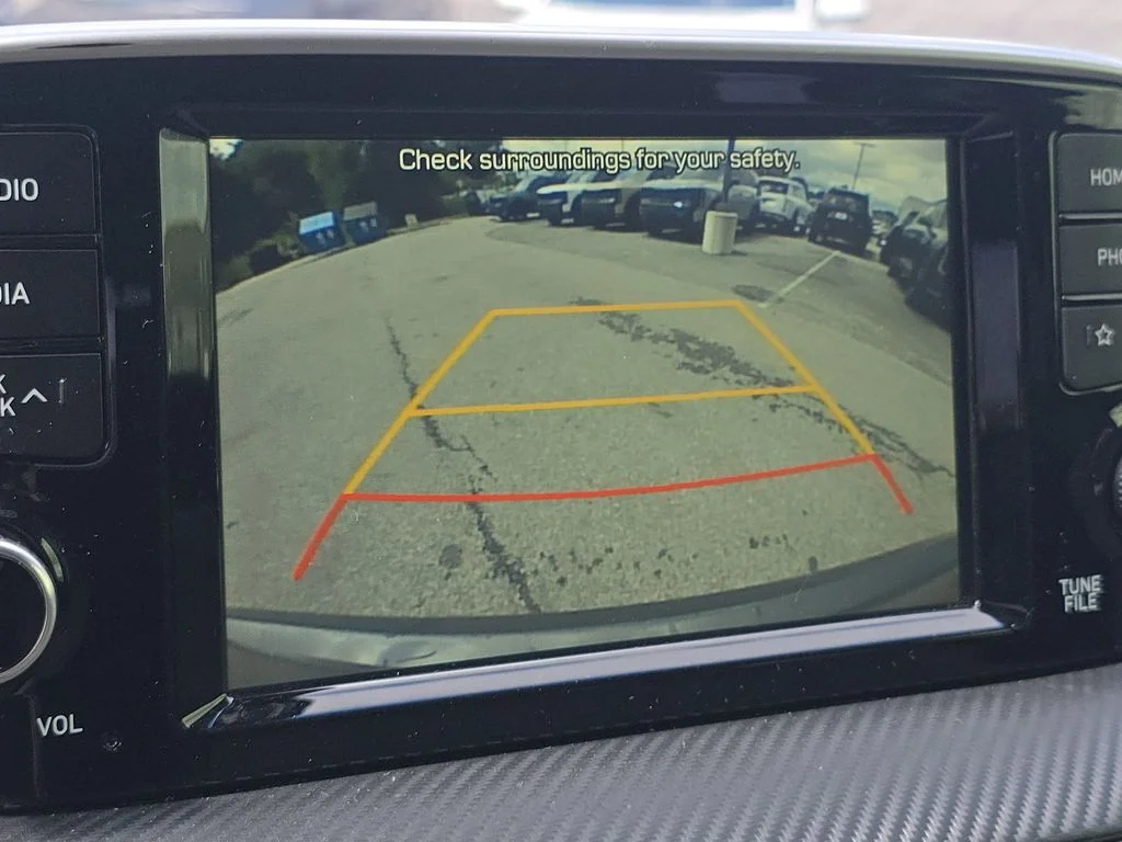 Used 2020 Gray Hyundai SE image 26