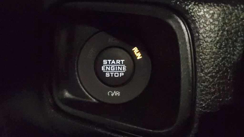 Used 2026 White Jeep Sport S image 27