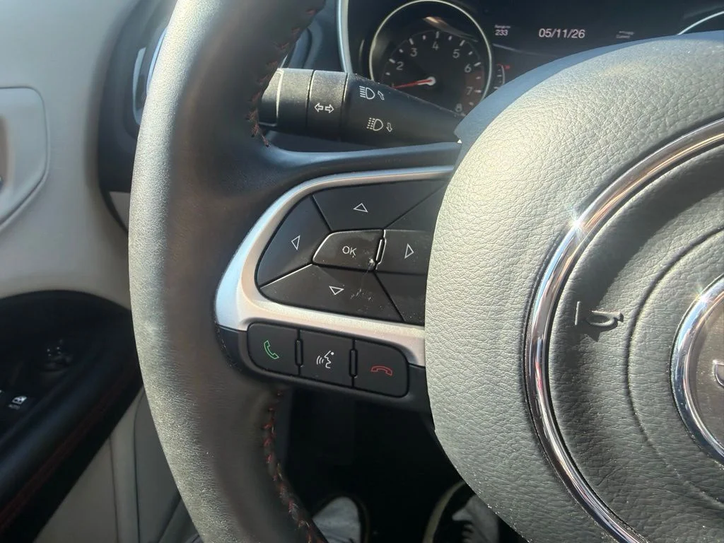 Certified Used 2018 Silver Jeep Limited image 15