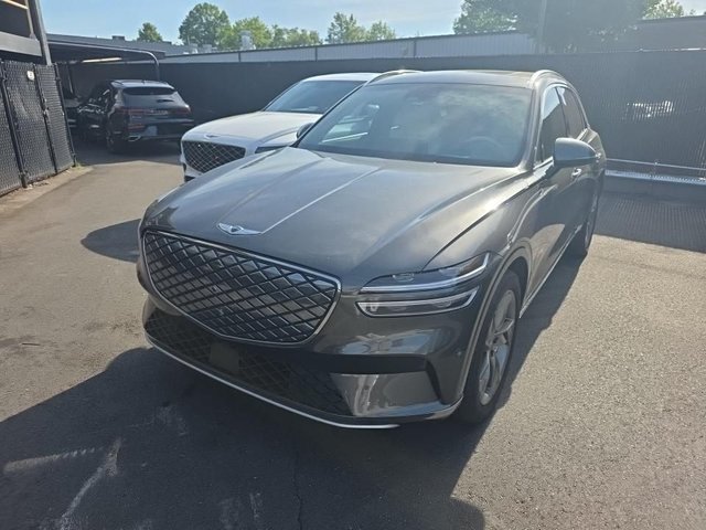 2023 Genesis Electrified GV70