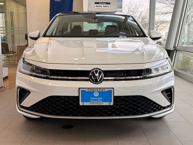 New 2026 Opal White Pearl Volkswagen 1.5T SE image 2