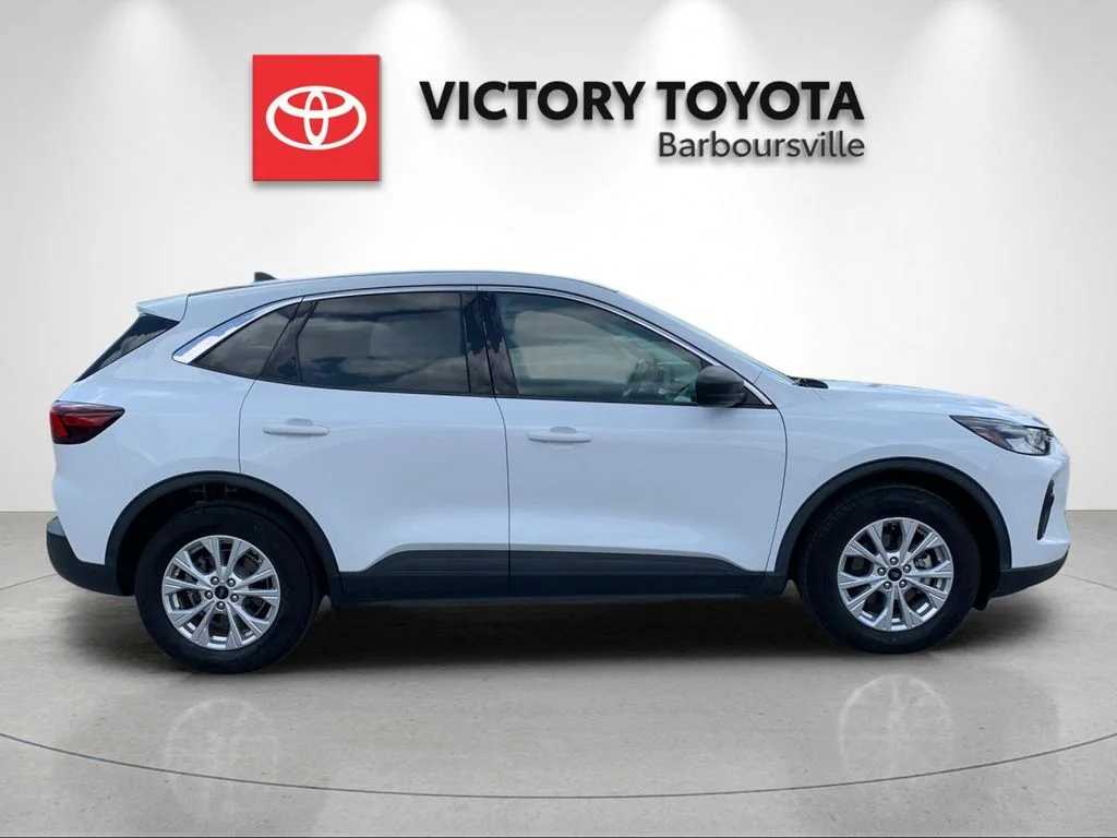 Used 2024 White Ford Active image 6