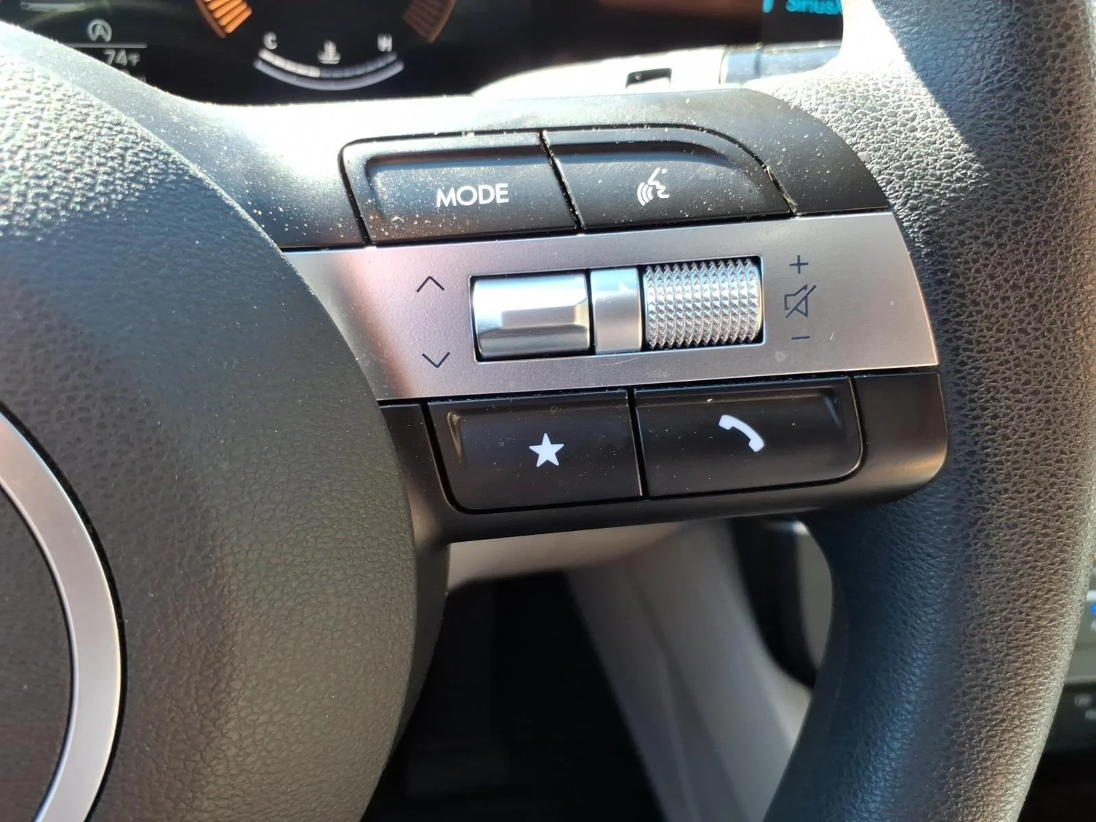 Certified Used 2025 Rockwood Green Hyundai SE image 15