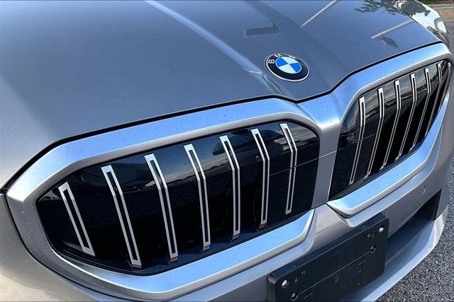 2024 BMW 5 Series 530i - Photo 28
