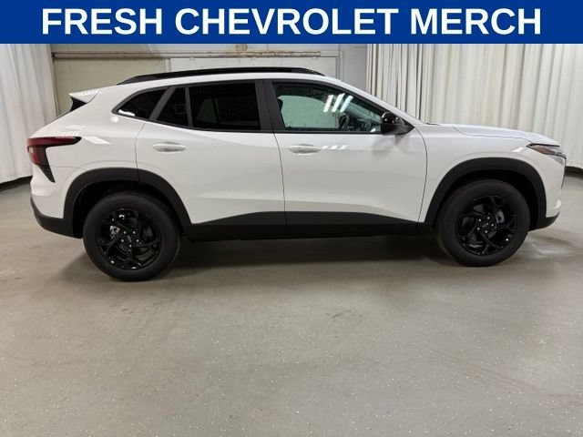 New 2026 Summit White Chevrolet LT image 3