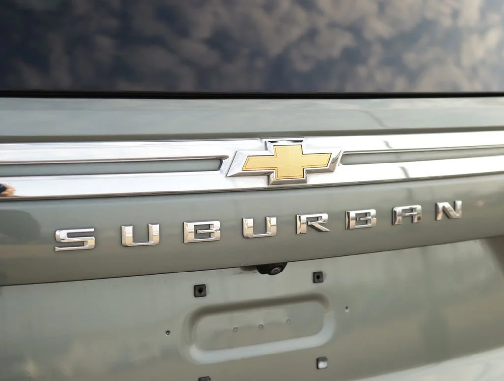 2023 Chevrolet Suburban Premier - Photo 36