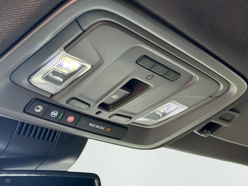 2026 GMC Sierra 1500 SLT - Photo 18