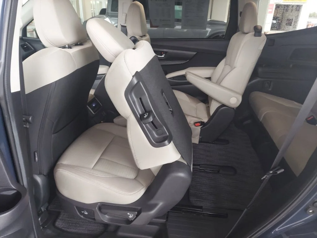 Certified Used 2025 Blue Subaru Premium image 40