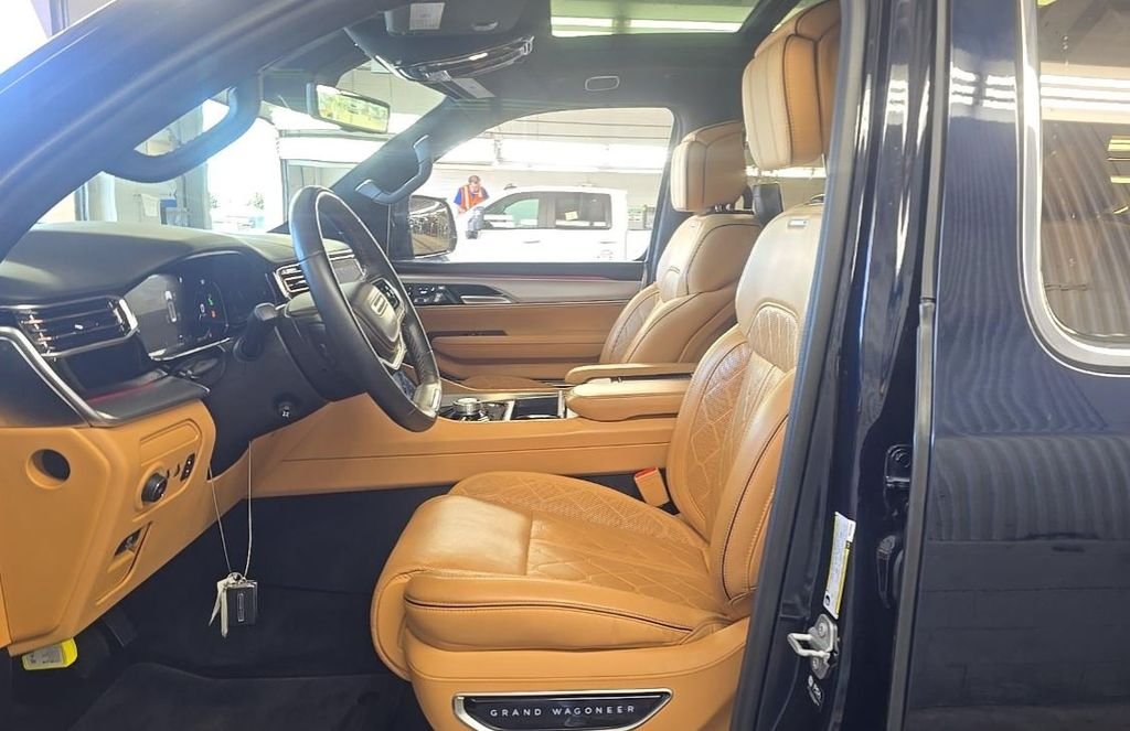 Used 2022 Black Jeep Series III image 7