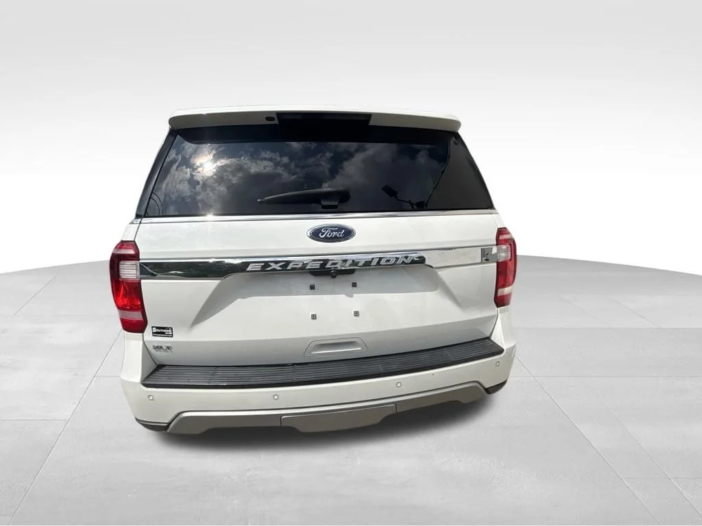 Used 2020 White Ford XLT image 5