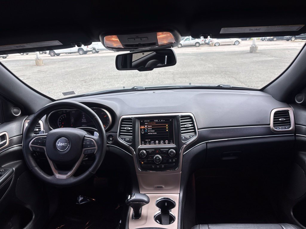 Used 2015 Black Jeep Limited image 38