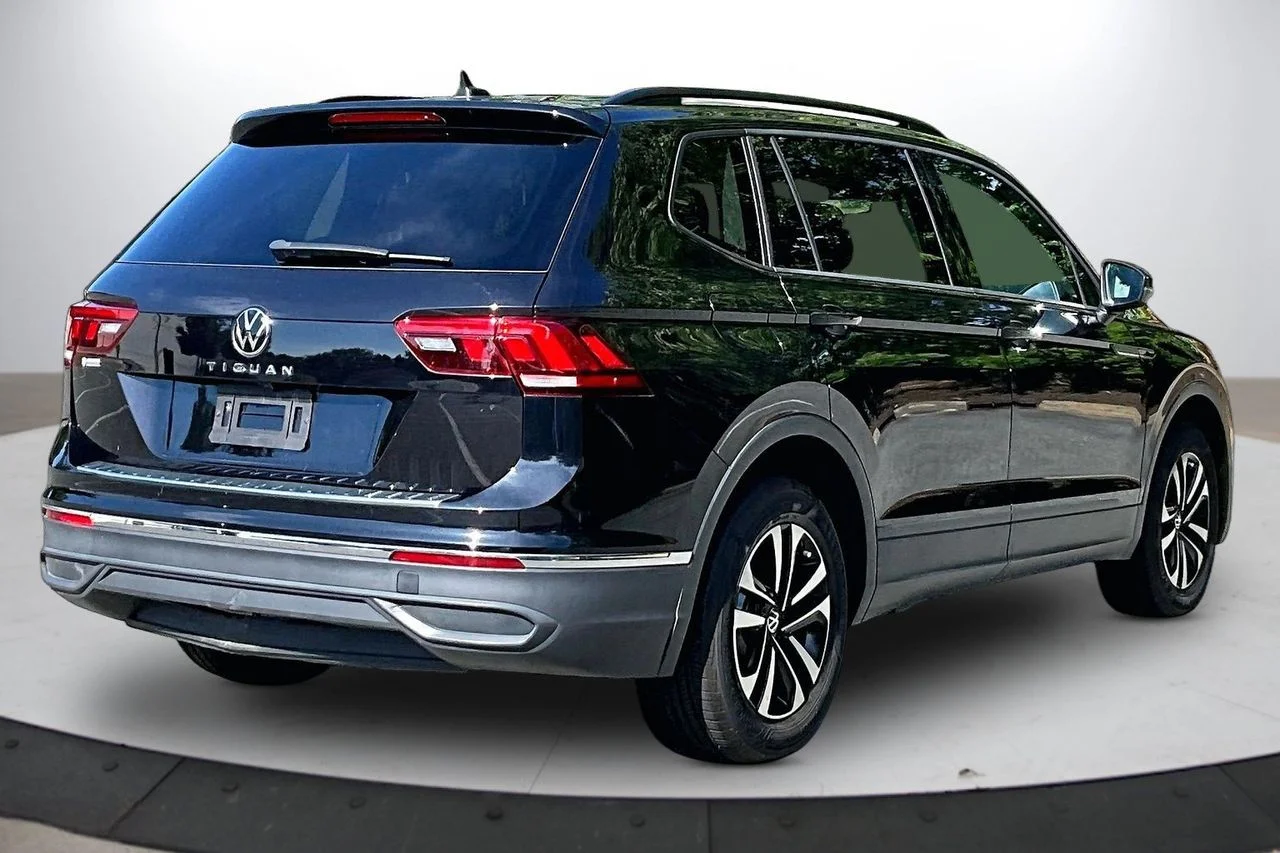 Certified Used 2023  Volkswagen 2.0T S image 8