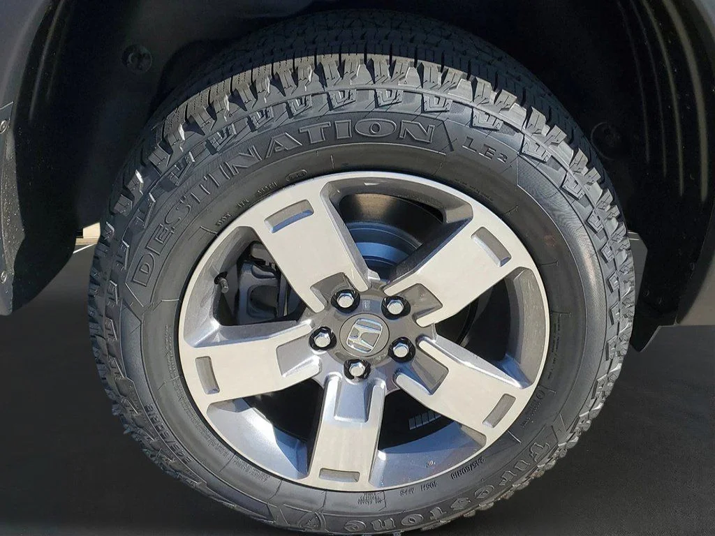 New 2026 CRYSTAL BLACK PEARL Honda RTL image 7