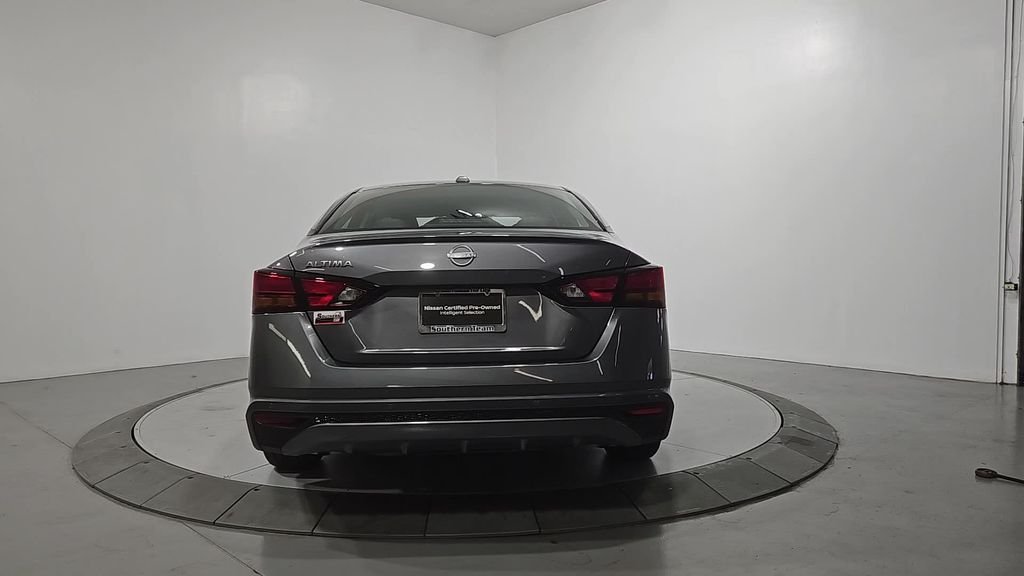 Certified Used 2025 Gray Nissan 2.5 S image 4