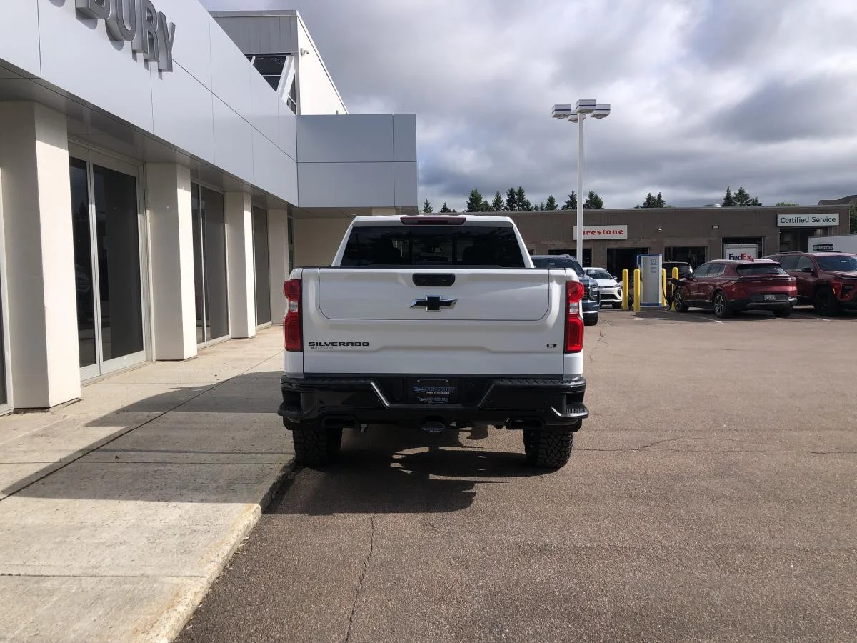 New 2026 White Chevrolet 4wd Crew Cab 147" Lt image 6