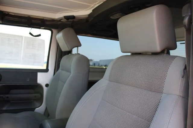 Used 2007 Silver Jeep Rubicon image 15