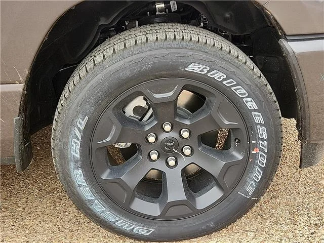 New 2026 Granit Ram EXPRESS CREW CAB 4X4 5