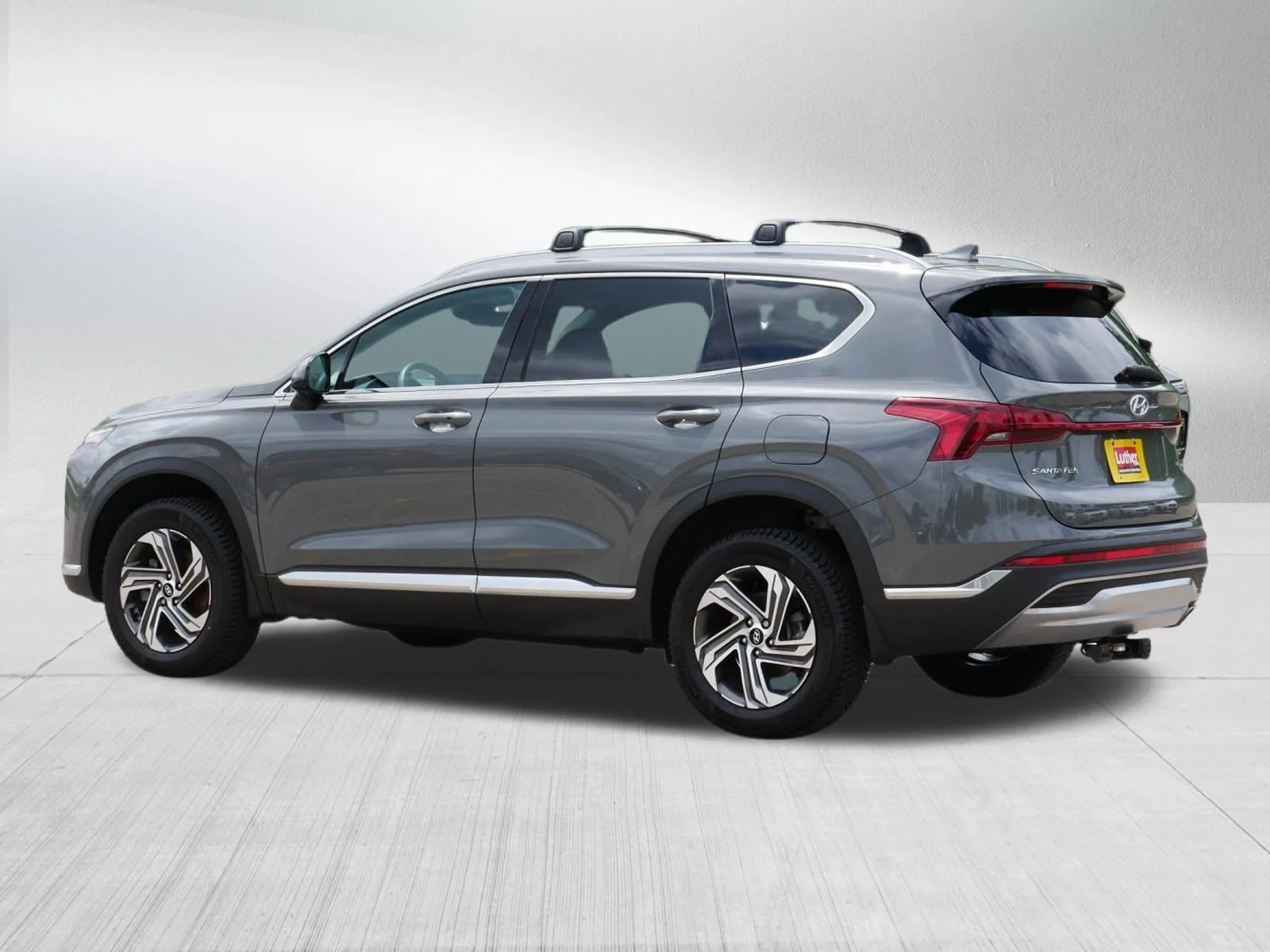 Used 2022 Hampton Gray Hyundai SEL image 5