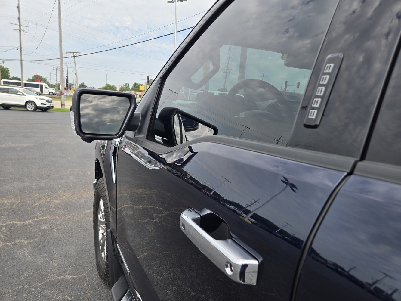 Used 2022 Antimatter Blue Metallic Ford XLT image 35