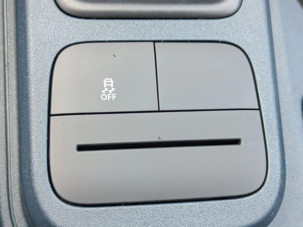 New 2026 Carbonized Gray Metallic Ford XL image 22