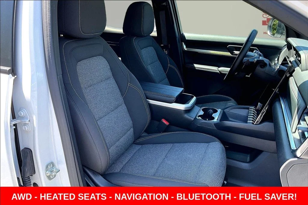 Used 2026 White GMC Elevation image 27