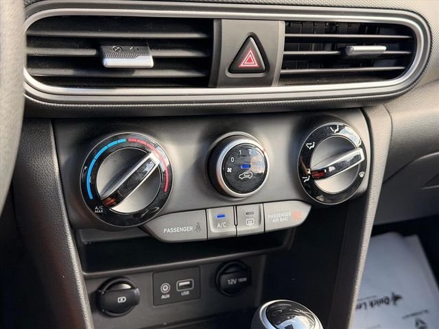 Used 2021 Red Hyundai SE image 19
